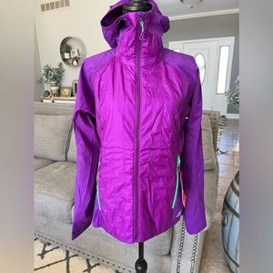 NWT the north face summit iris purple summit series jacket size medium.